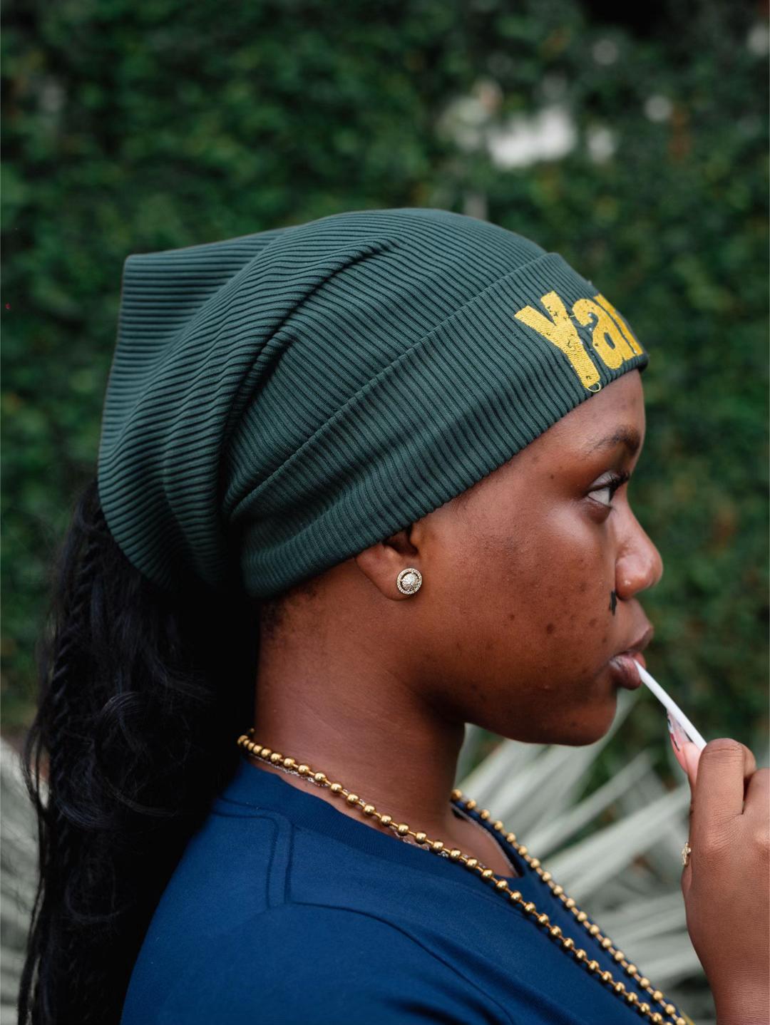 Yaré Forest Vaar Ribbed Beanie lifestyle